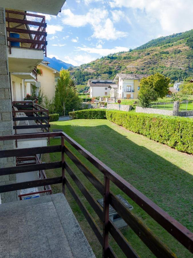Appartamento Ai Piedi Del Gran Paradiso Saint-Pierre Exteriér fotografie